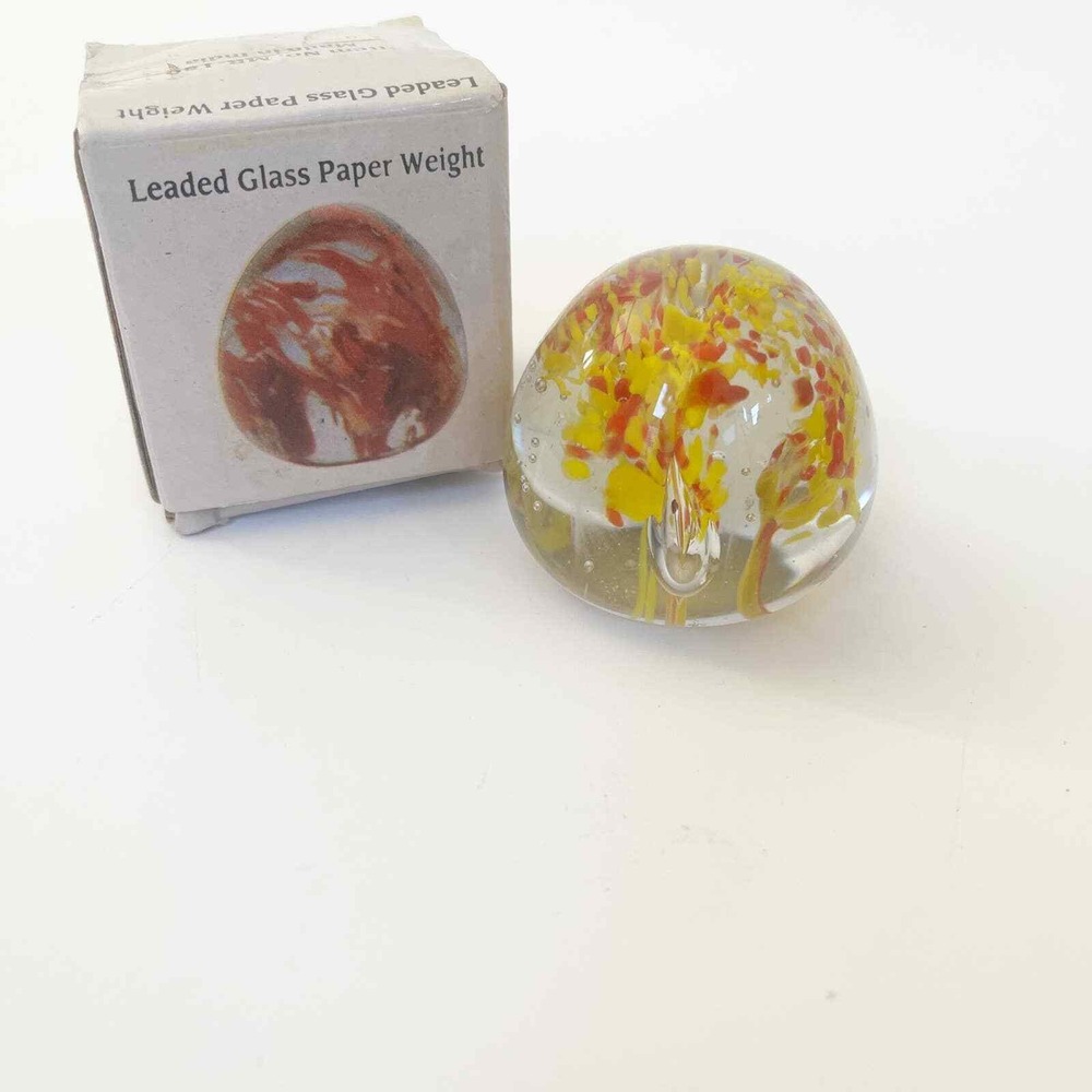 Art Glass Paperweight Yellow and Orange Pulpets Flowers in Clear Glass‎